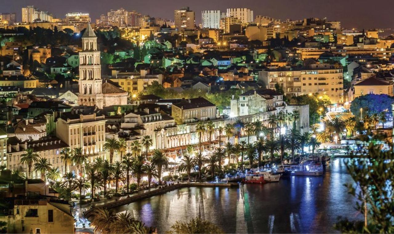 Sea View Znjan Apartment Split Bagian luar foto